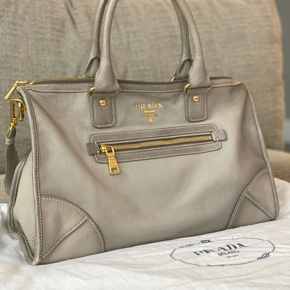 AUTHENTIC Prada Handbag - Picture 2 of 14